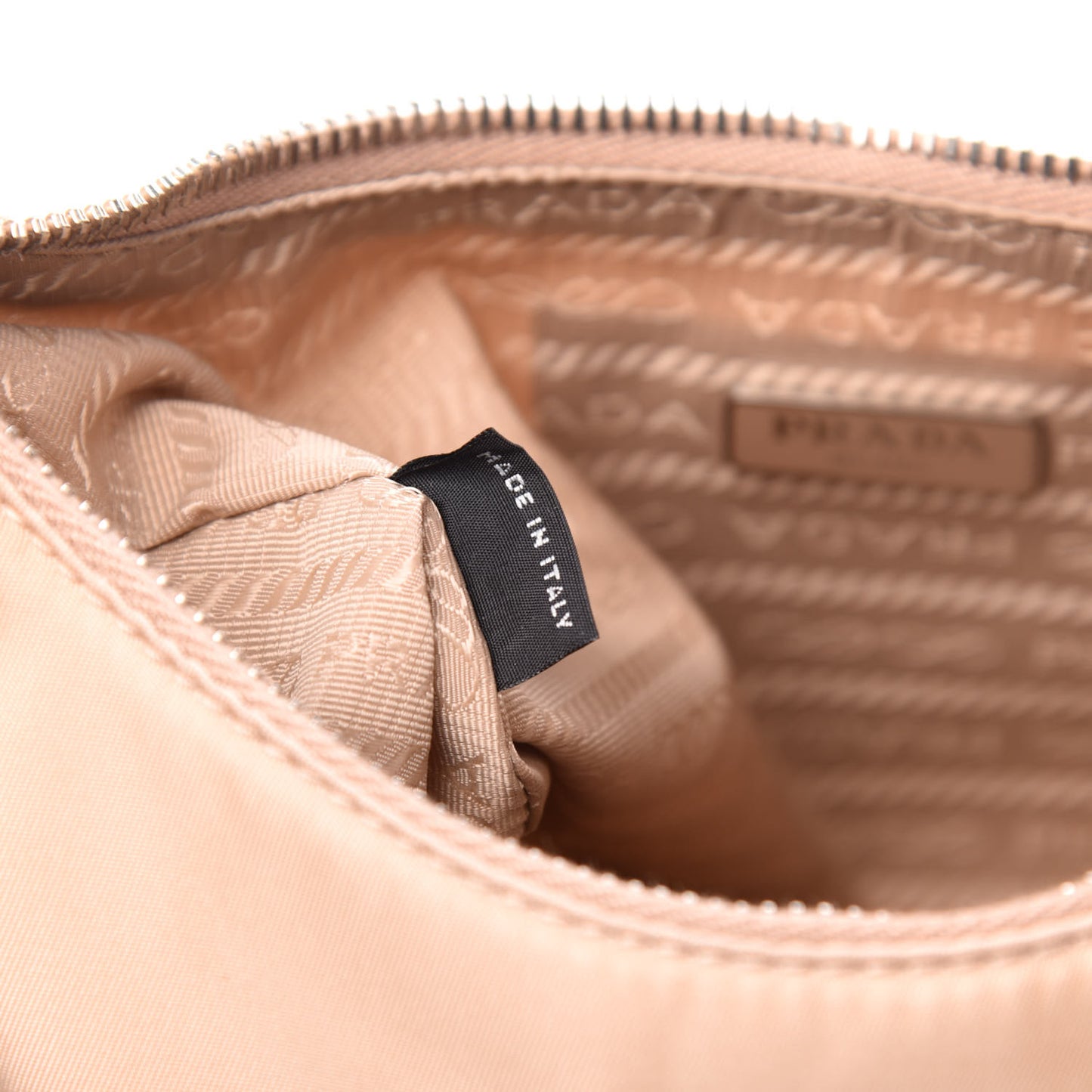 Nylon Re-Edition 2005 Shoulder Bag Cammeo