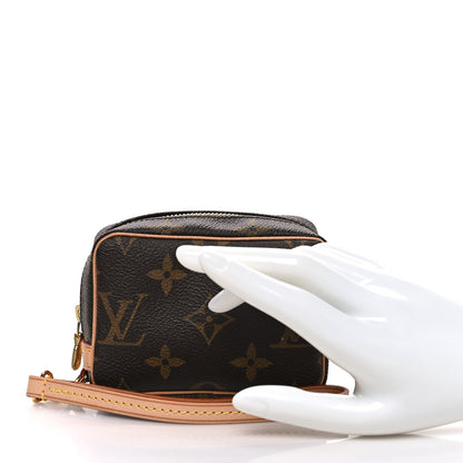 Louis Vuitton Monogram Wapity 2 of 6