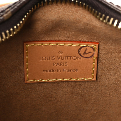 Louis Vuitton Monogram Loop 6 of 8
