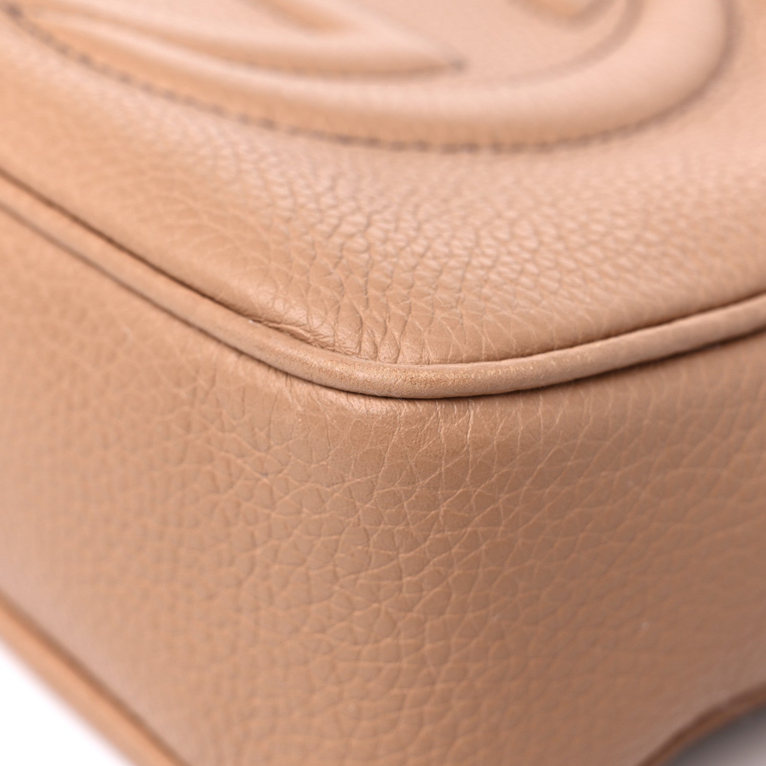Gucci Pebbled Calfskin Small Soho Disco Bag Camelia 9 of 15