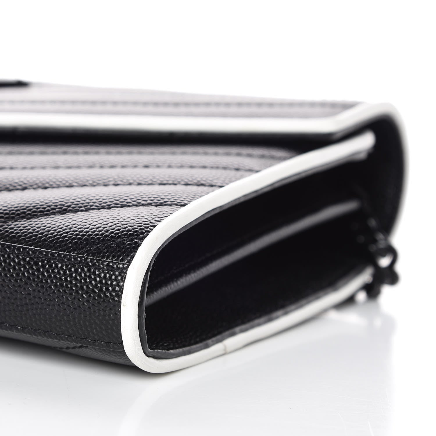 Saint Laurent Grain De Poudre Matelasse Chevron Monogram Chain Wallet Black White 6 of 8
