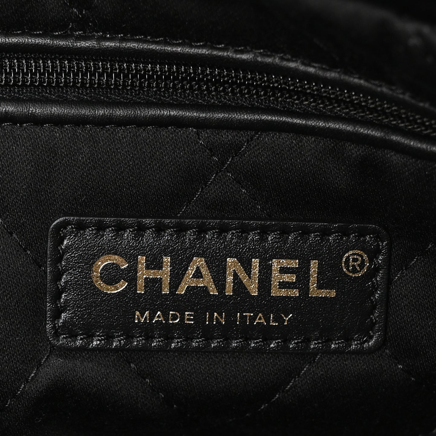 Shiny Calfskin Quilted Small Chanel 22 Black
