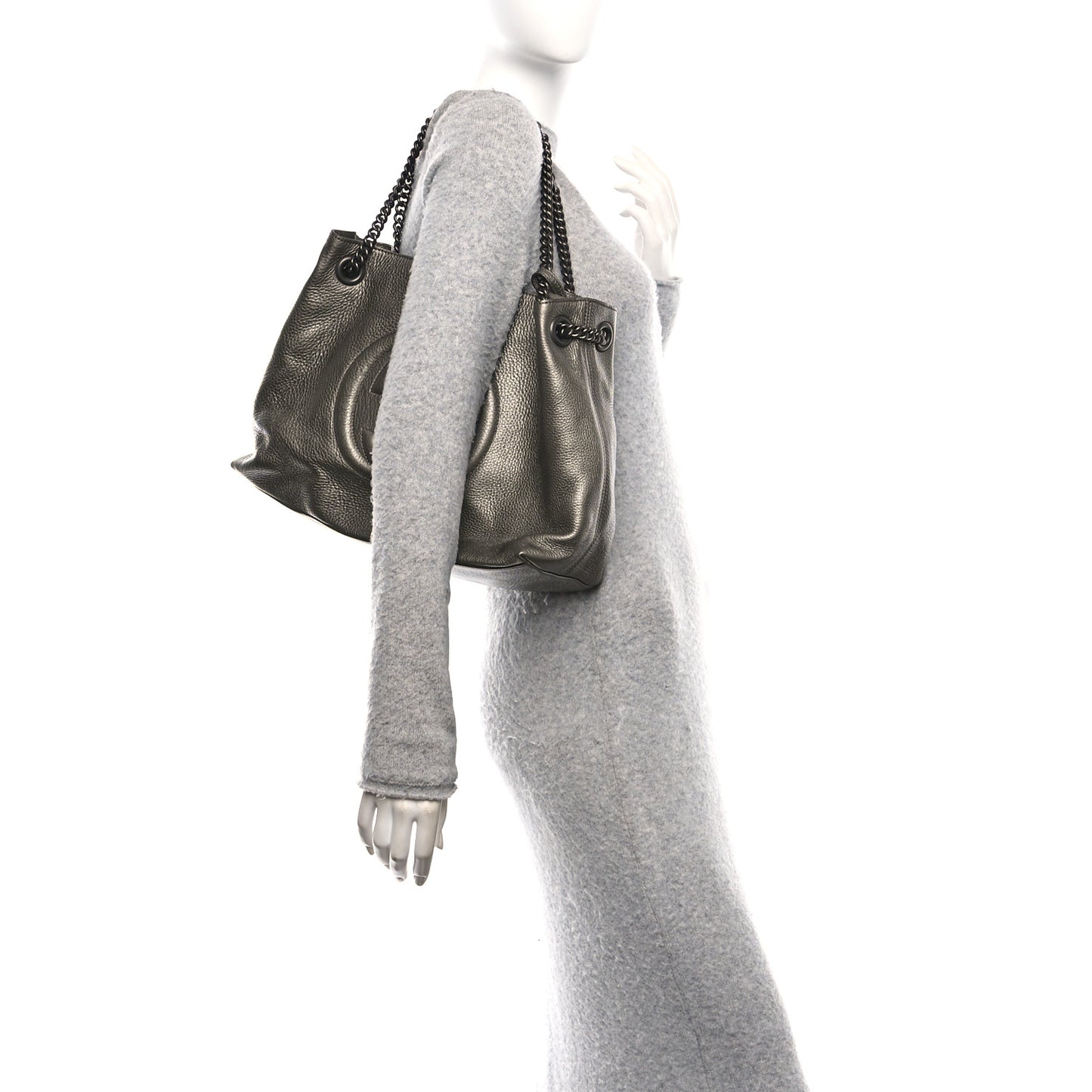 Metallic Pebbled Calfskin Medium Soho Chain Shoulder Bag Sasso