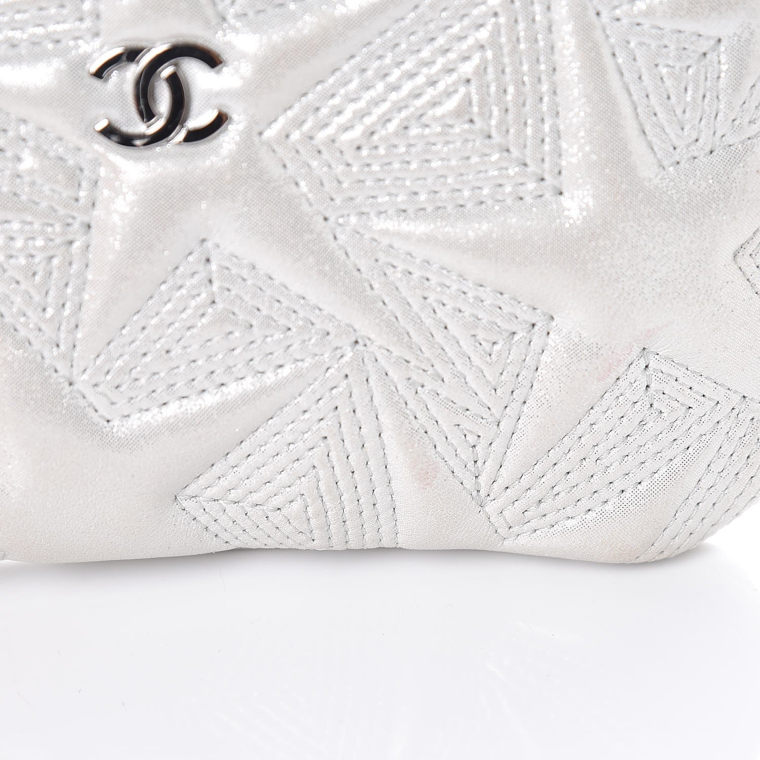 Chanel Metallic Lambskin Star Embossed Coin Purse Case Light Silver 10 of 13