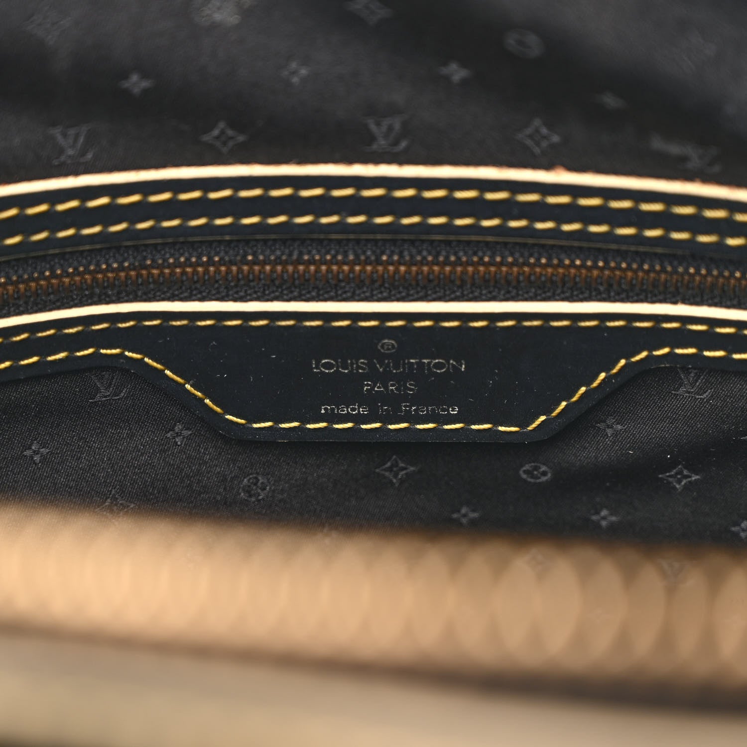 Louis Vuitton Suhali Lockit MM Black 6 of 12