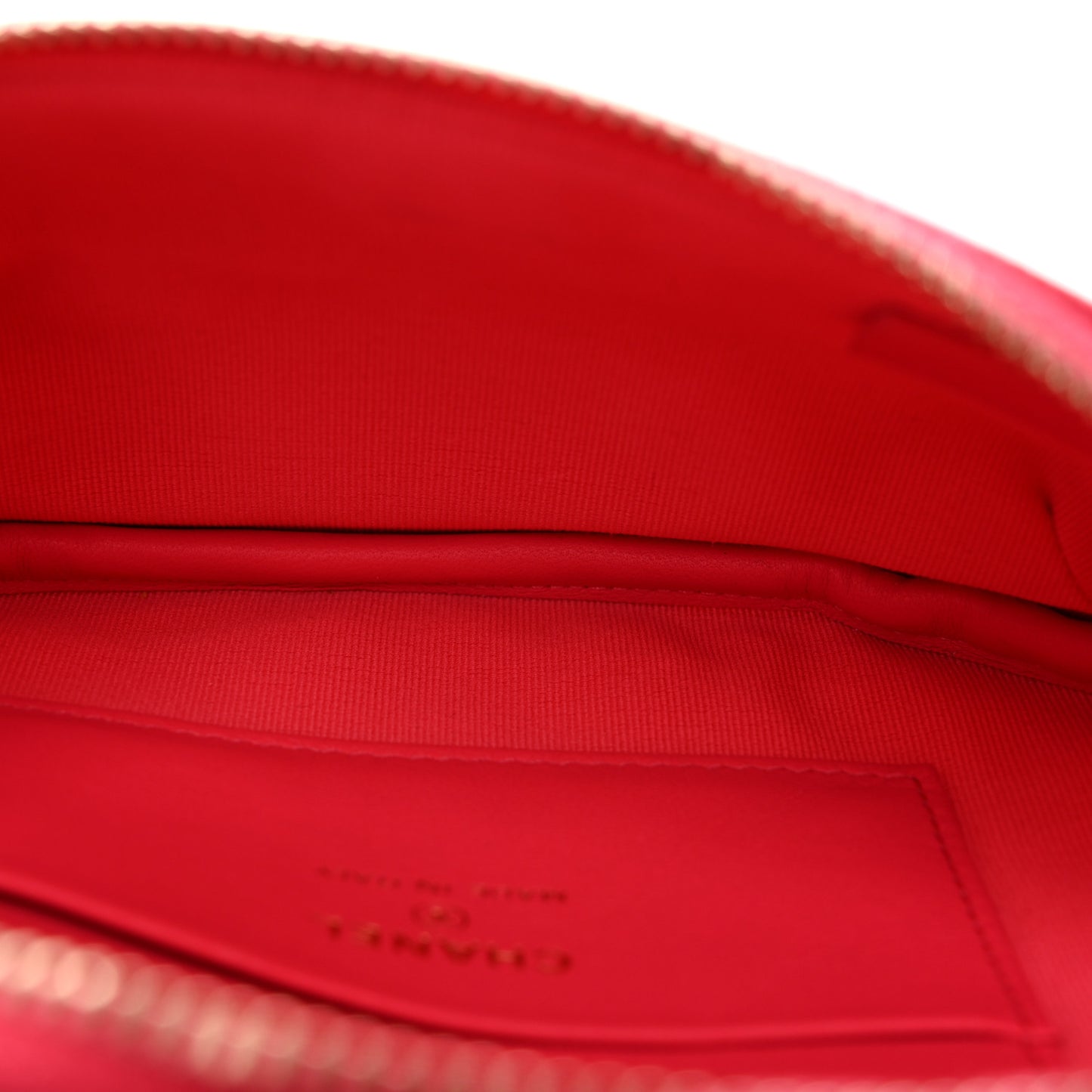 Caviar Quilted Sweetheart Belt Bag Fuchsia