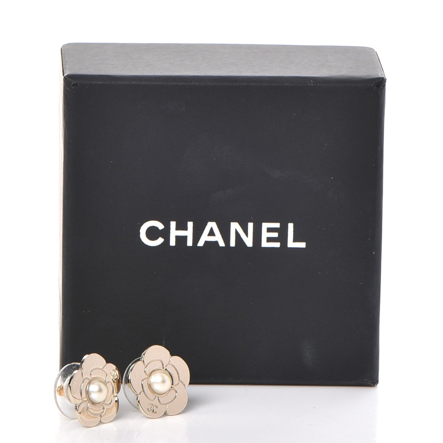 Pearl CC Camellia Earrings Gold
