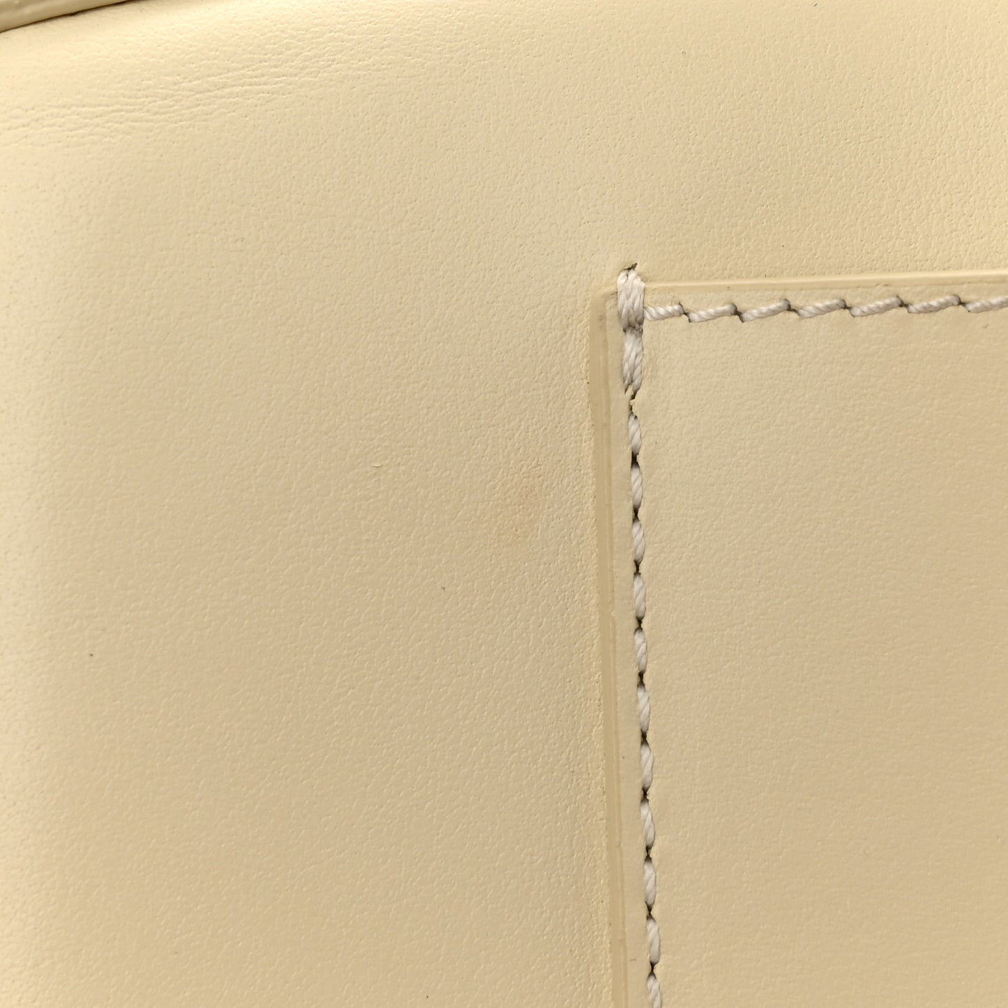 Smooth Calfskin Le Grand Bambino Ivory