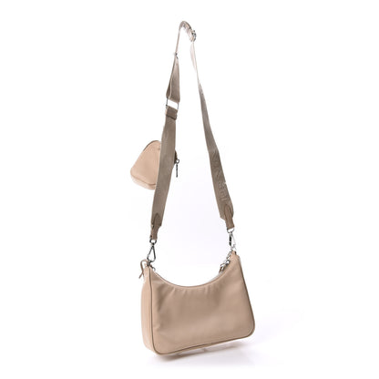 Prada Nylon Re-Edition 2005 Shoulder Bag Cammeo 3 of 13