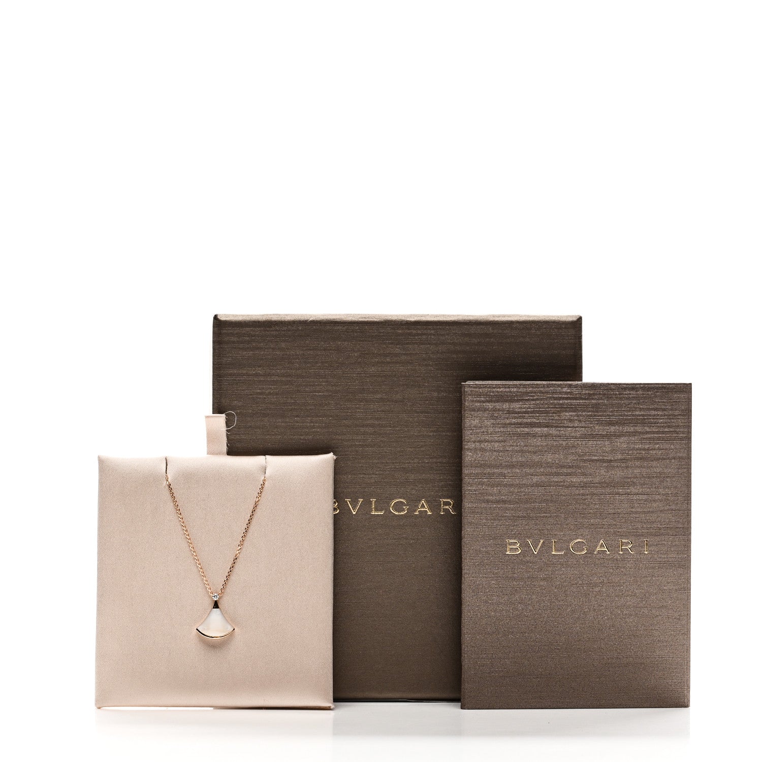 Bulgari 18K Yellow Gold Diamond Mother of Pearl Small Divas' Dream Pendant Necklace 7 of 7