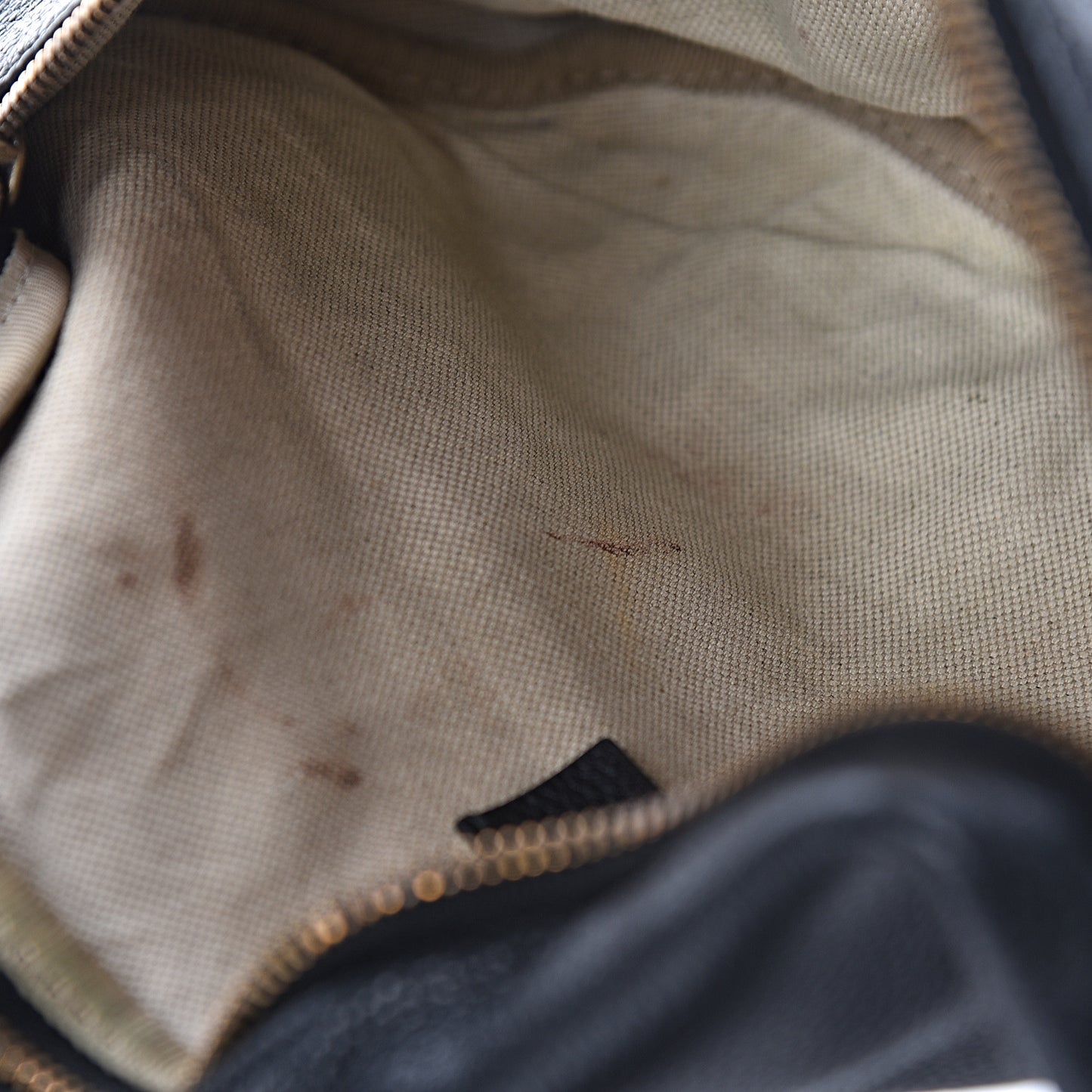 Grained Calfskin Logo Belt Bag Black