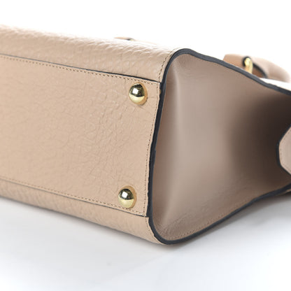 Burberry Signature Grain Medium Clifton Bag Pale Apricot 7 of 9