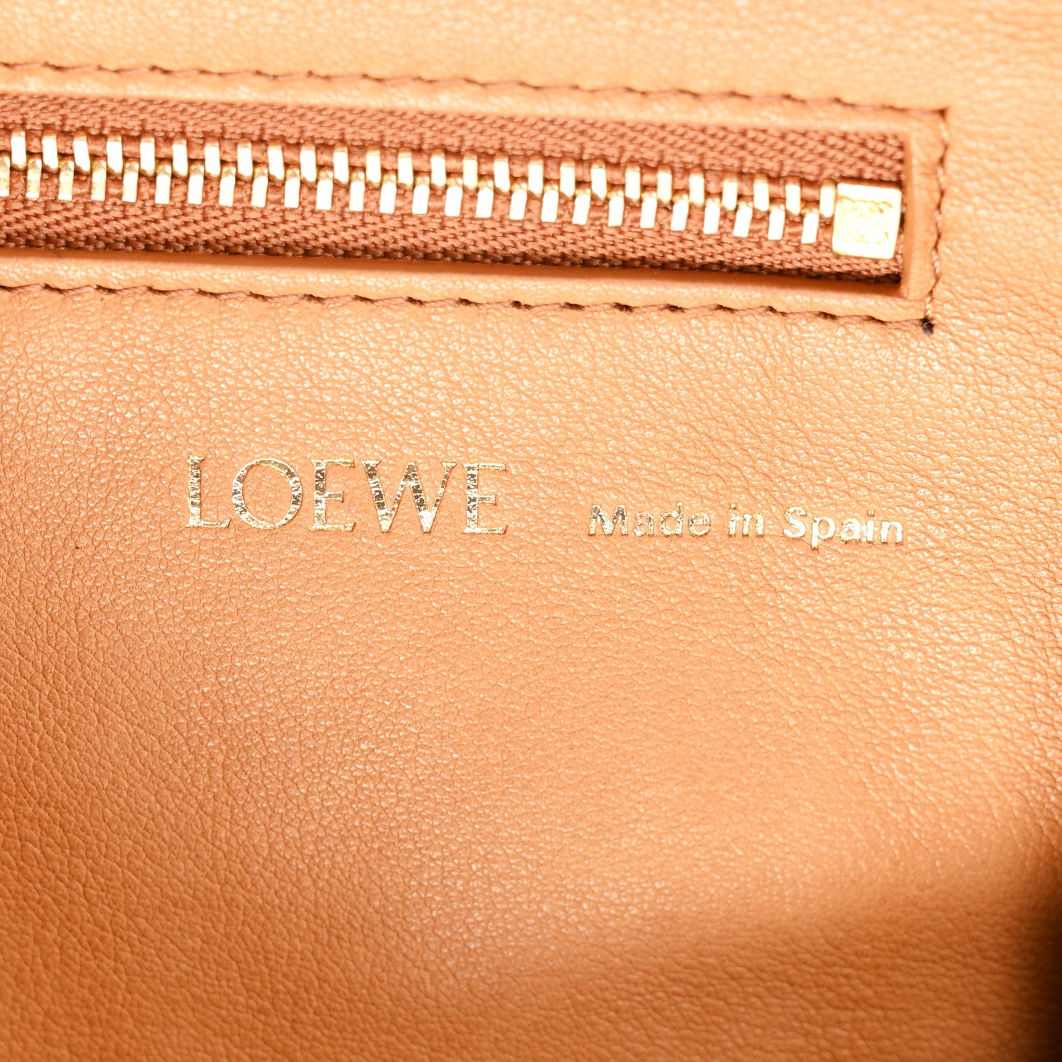 Loewe Nappa Rope Squeeze XL Bag Tan 6 of 9