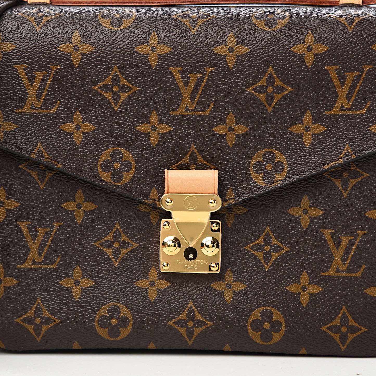 Monogram Pochette Metis