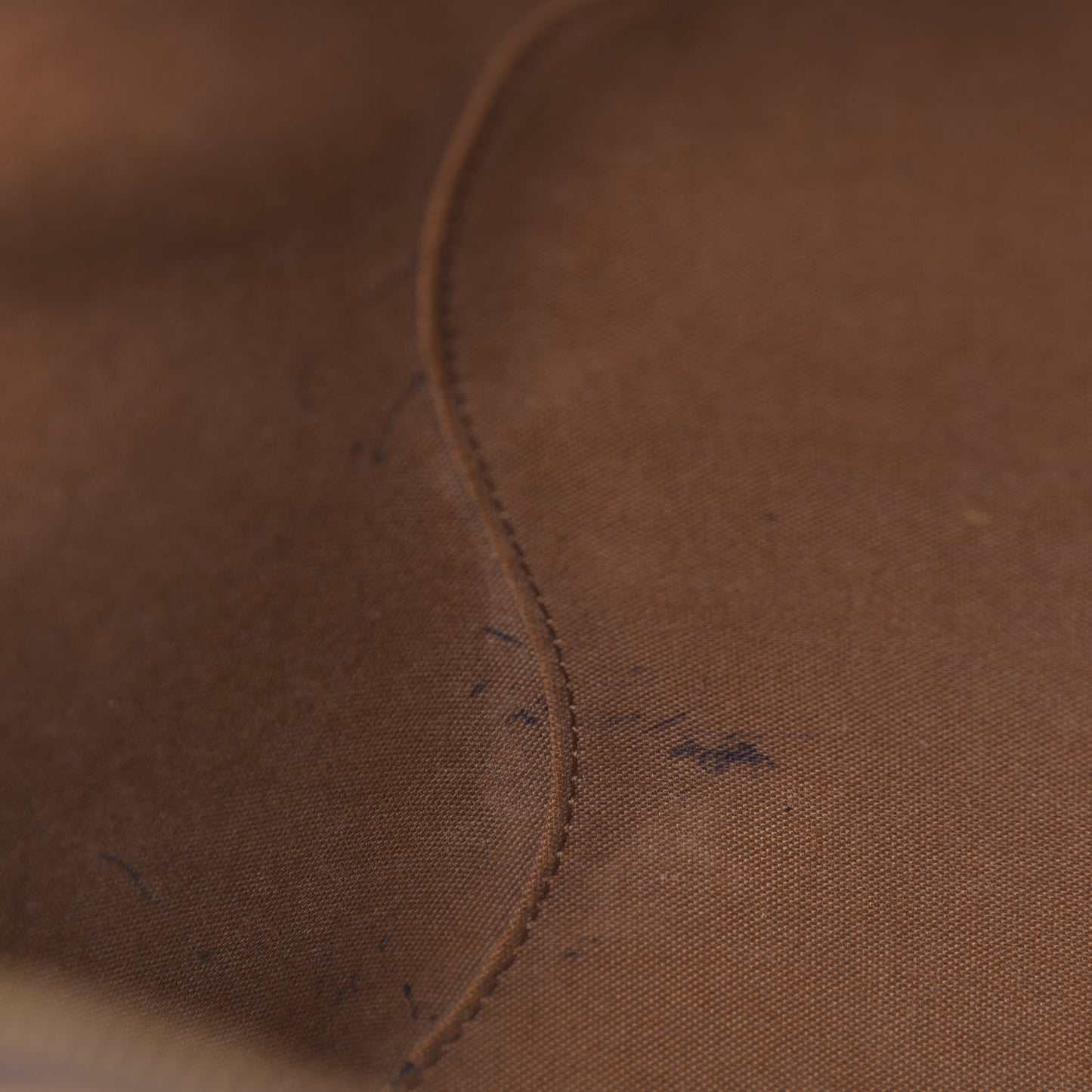 Monogram Ellipse MM