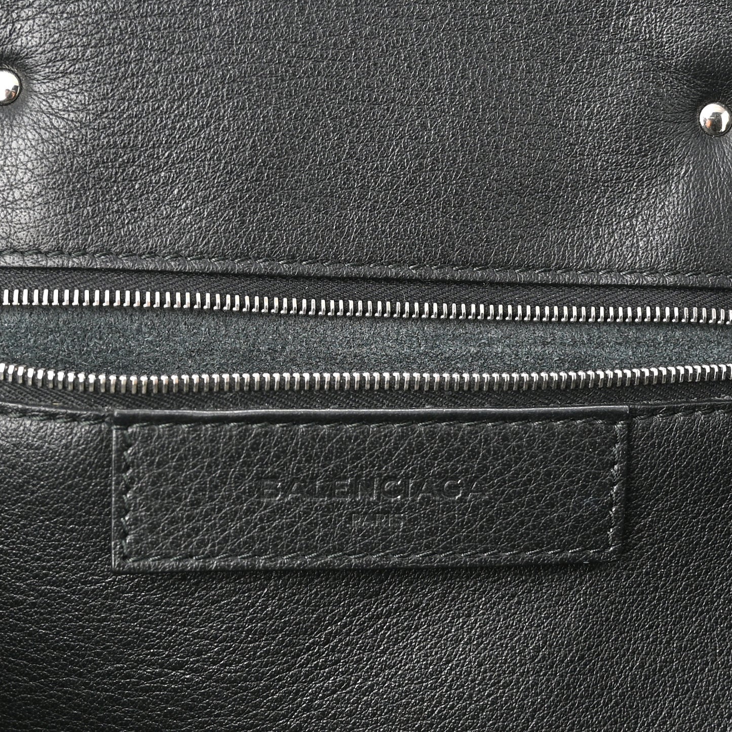 Veau Papier B4 Zip Around Tote Black