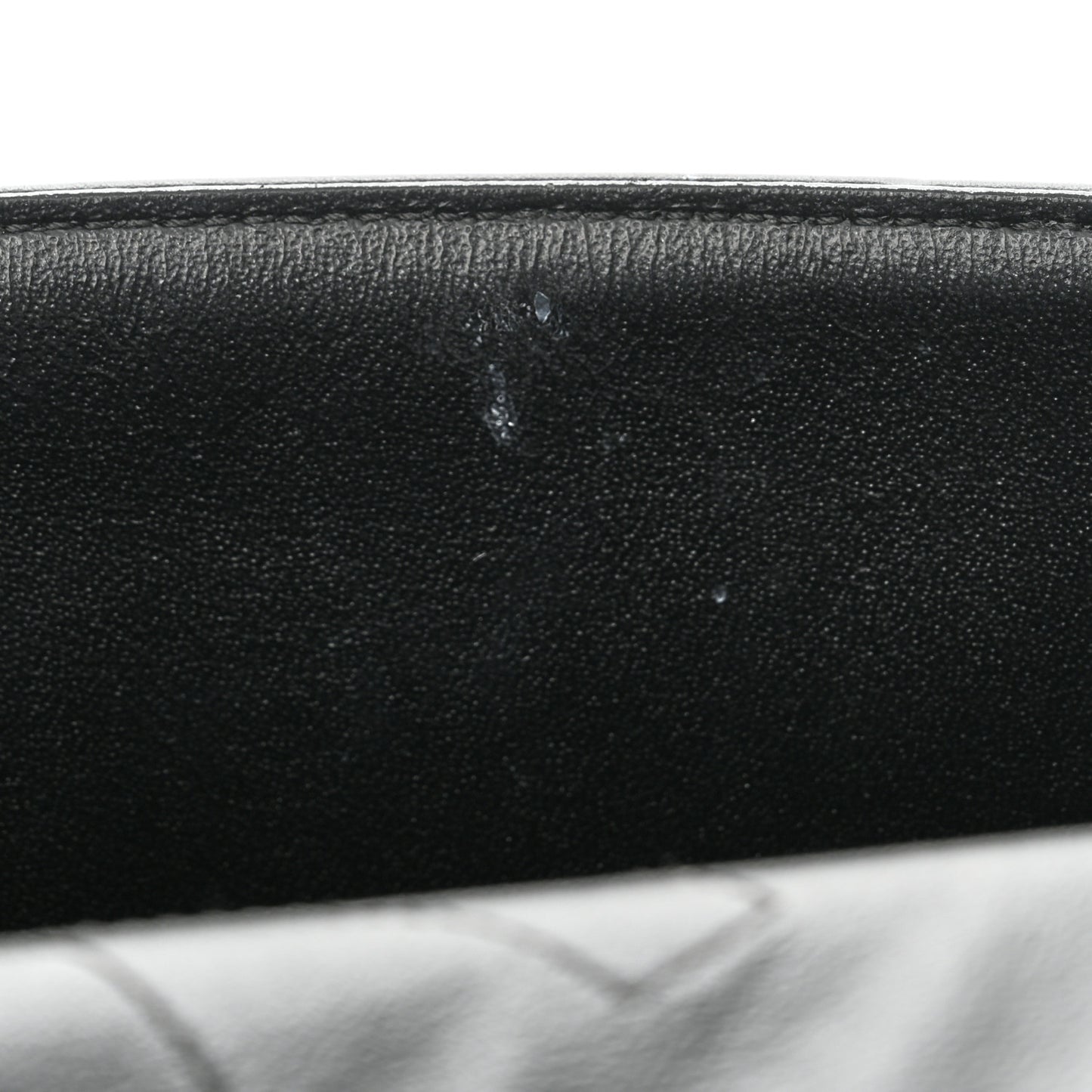 Aged Calfskin Chevron Quilted 2.55 Reissue 226 So Black