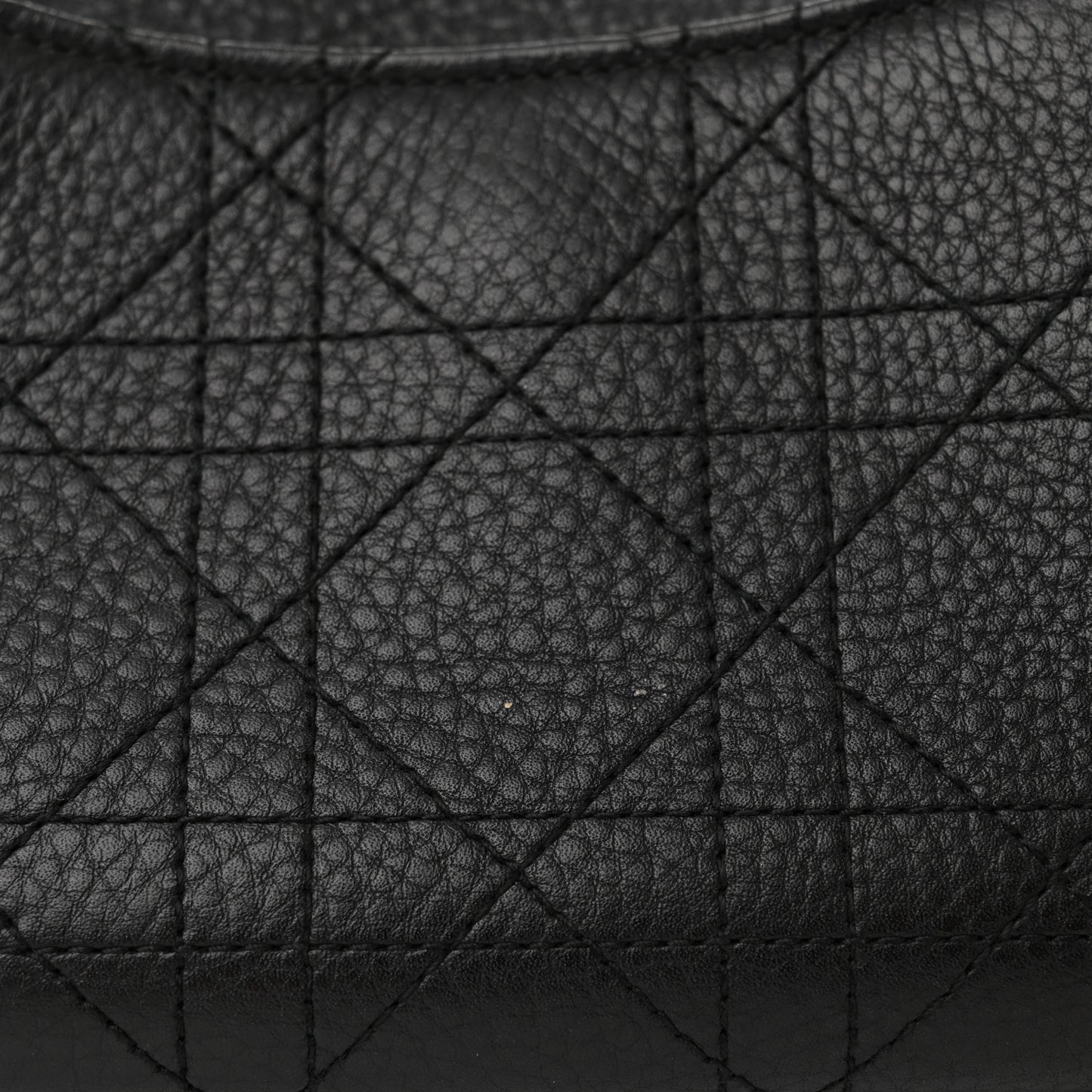 Deerskin Cannage Stitched Boston Black