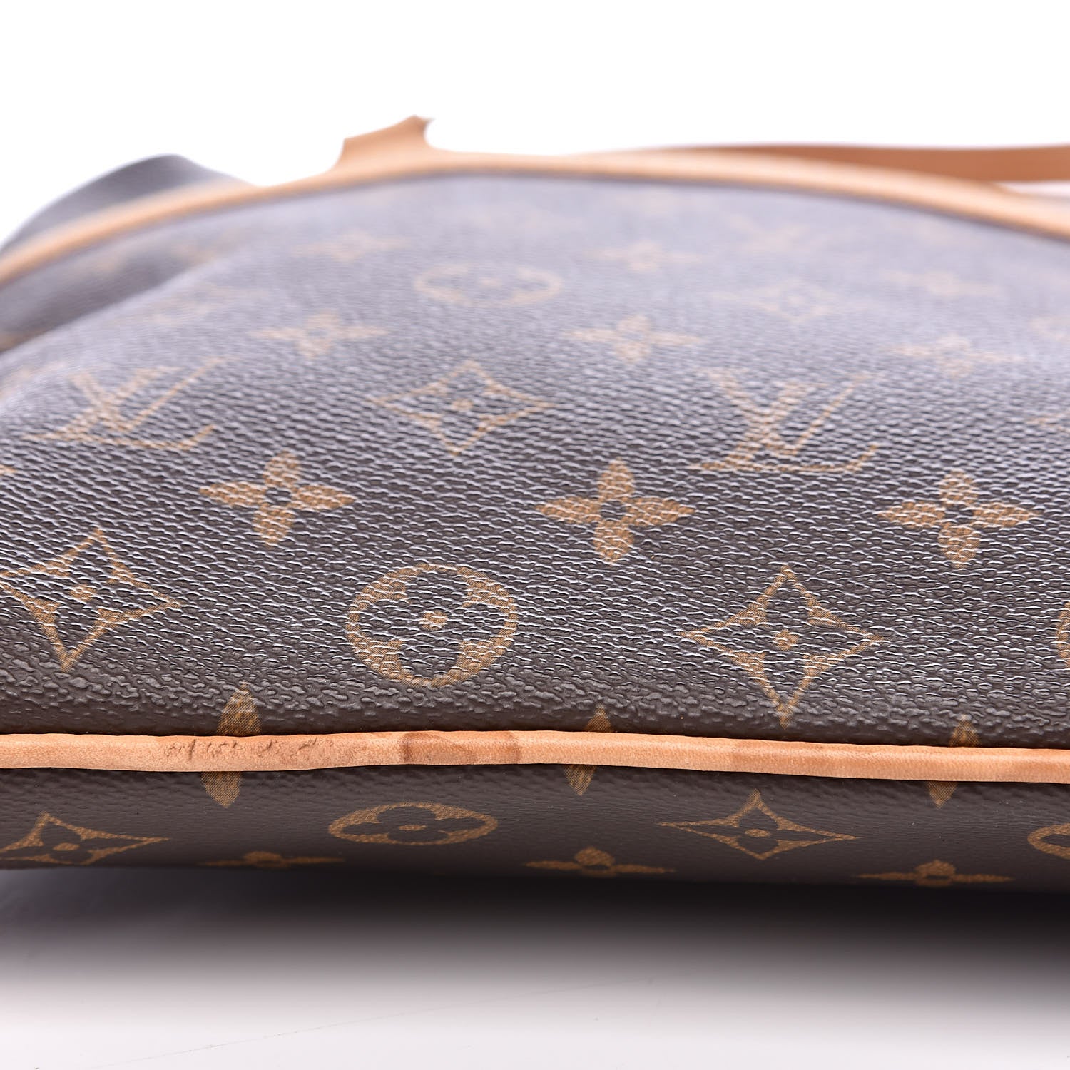 Louis Vuitton Monogram Sac Coussin GM 8 of 14