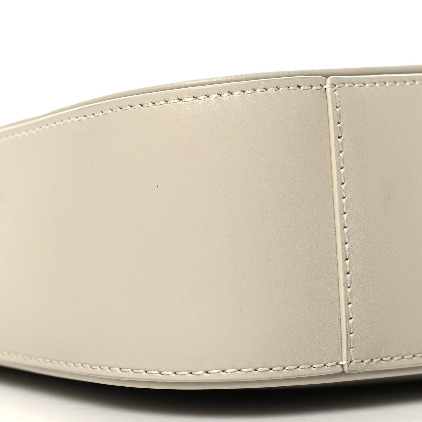 Smooth Calfskin Le 5 A 7 Hobo Blanc Vintage