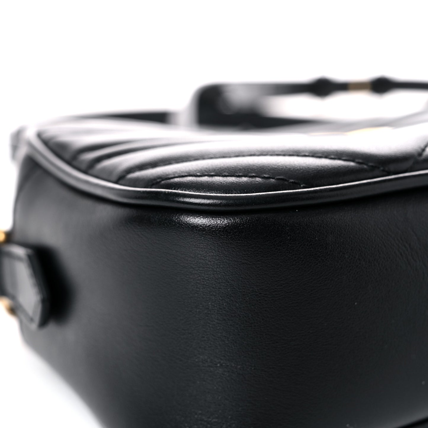 Calfskin Matelasse Small GG Marmont Chain Shoulder Bag Black