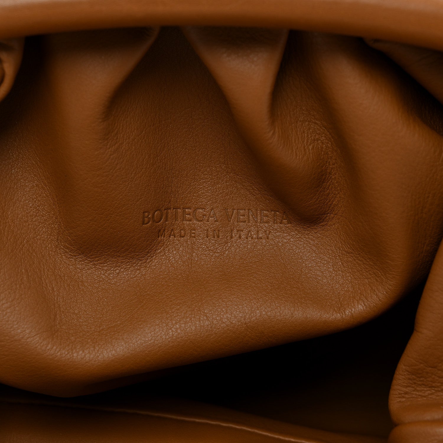 Bottega Veneta Smooth Butter Calf The Pouch Oversized Clutch Cammello 6 of 10
