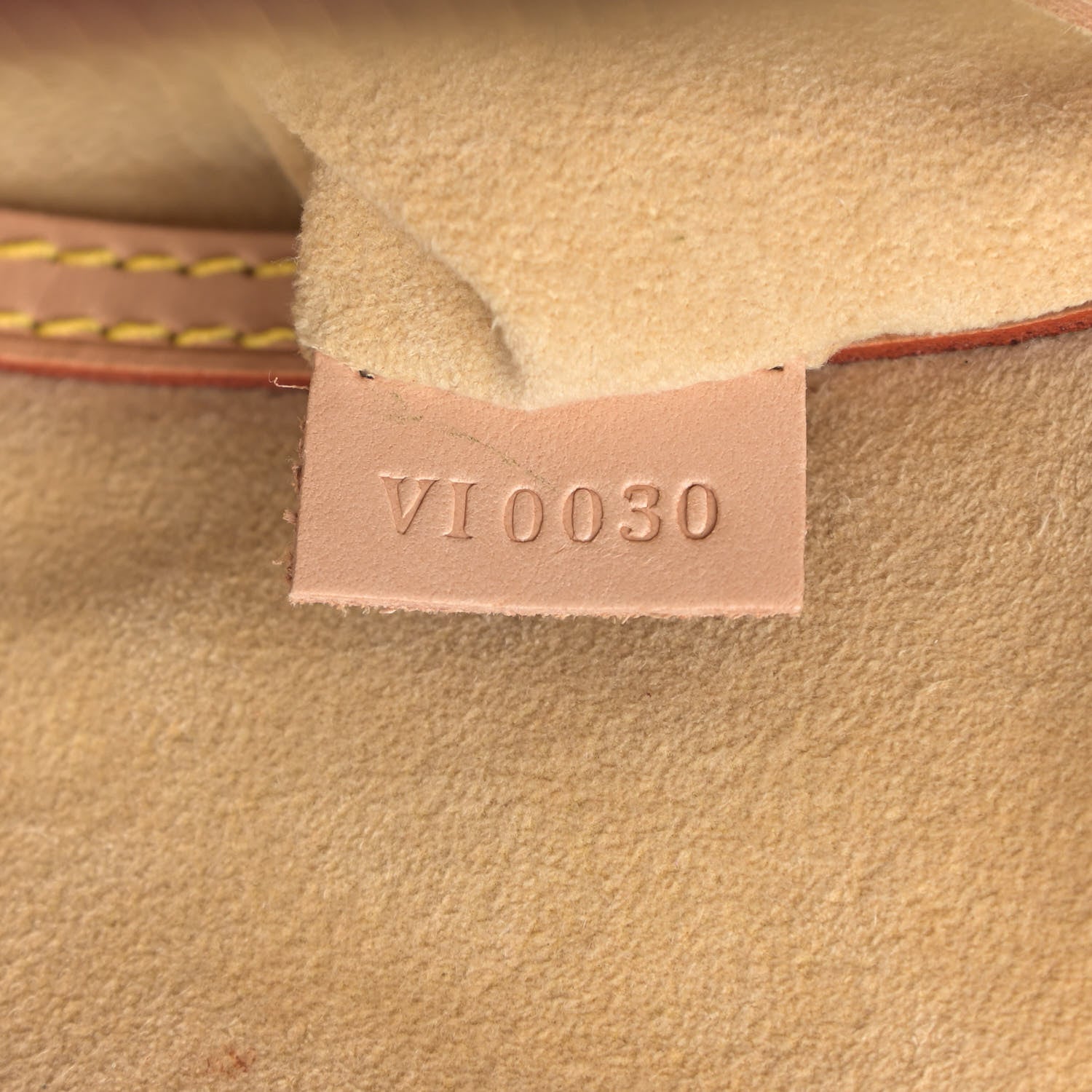 Louis Vuitton Vachetta Alma PM 7 of 15