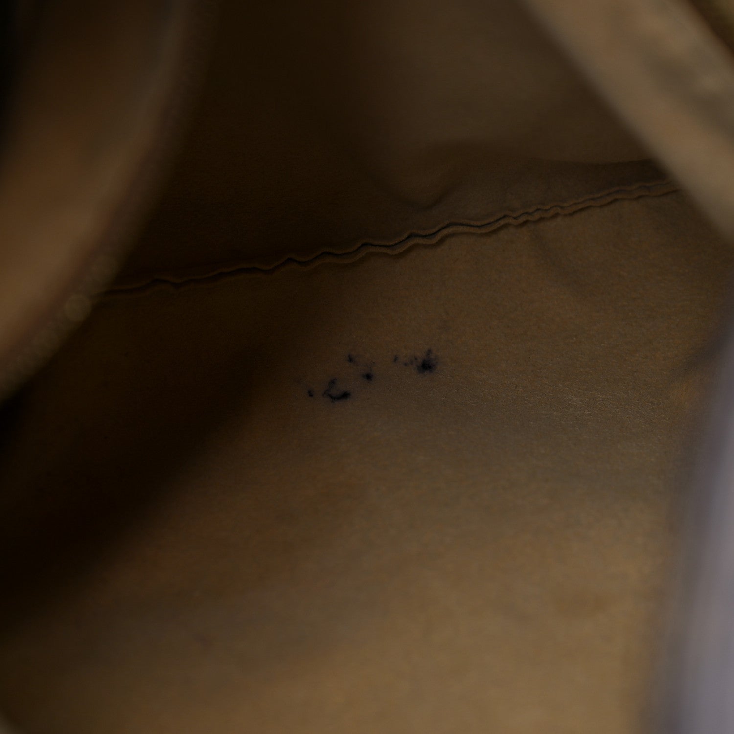 Louis Vuitton Monogram Artsy MM 11 of 13