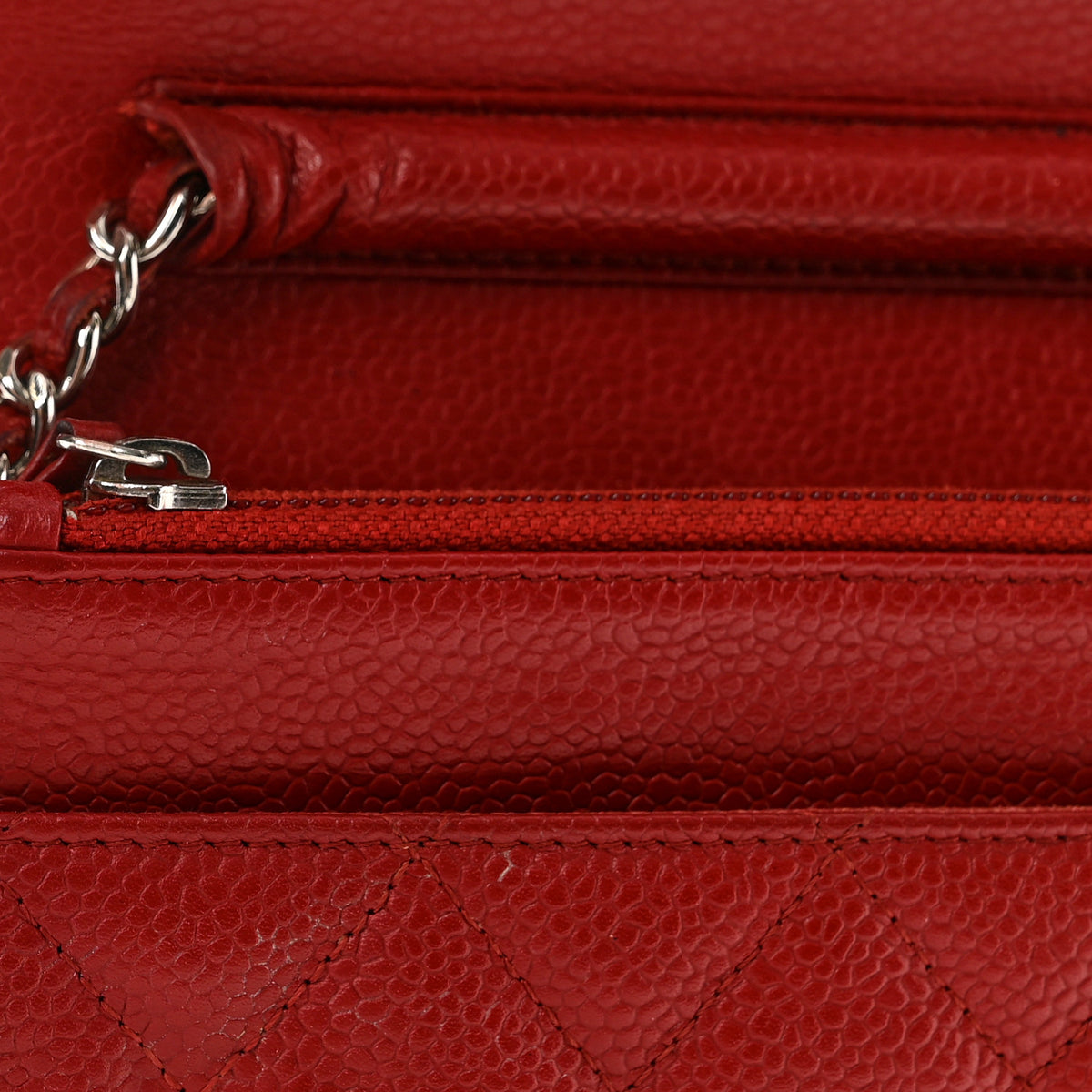 Caviar Quilted Wallet on Chain WOC Red