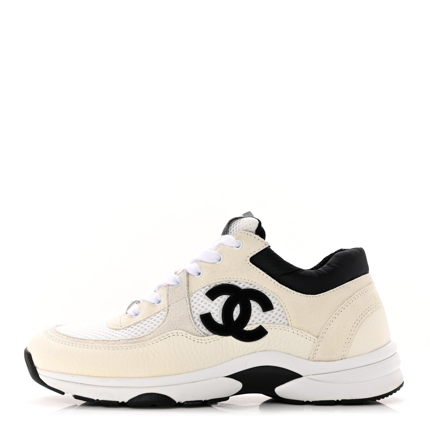 Mesh Suede Calfskin Grained Calfskin Womens CC Sneakers 39 White Black