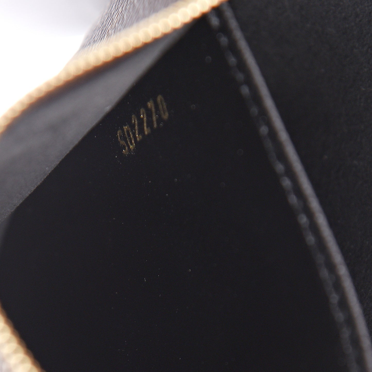 Reverse Monogram Giant Double Zip Pochette