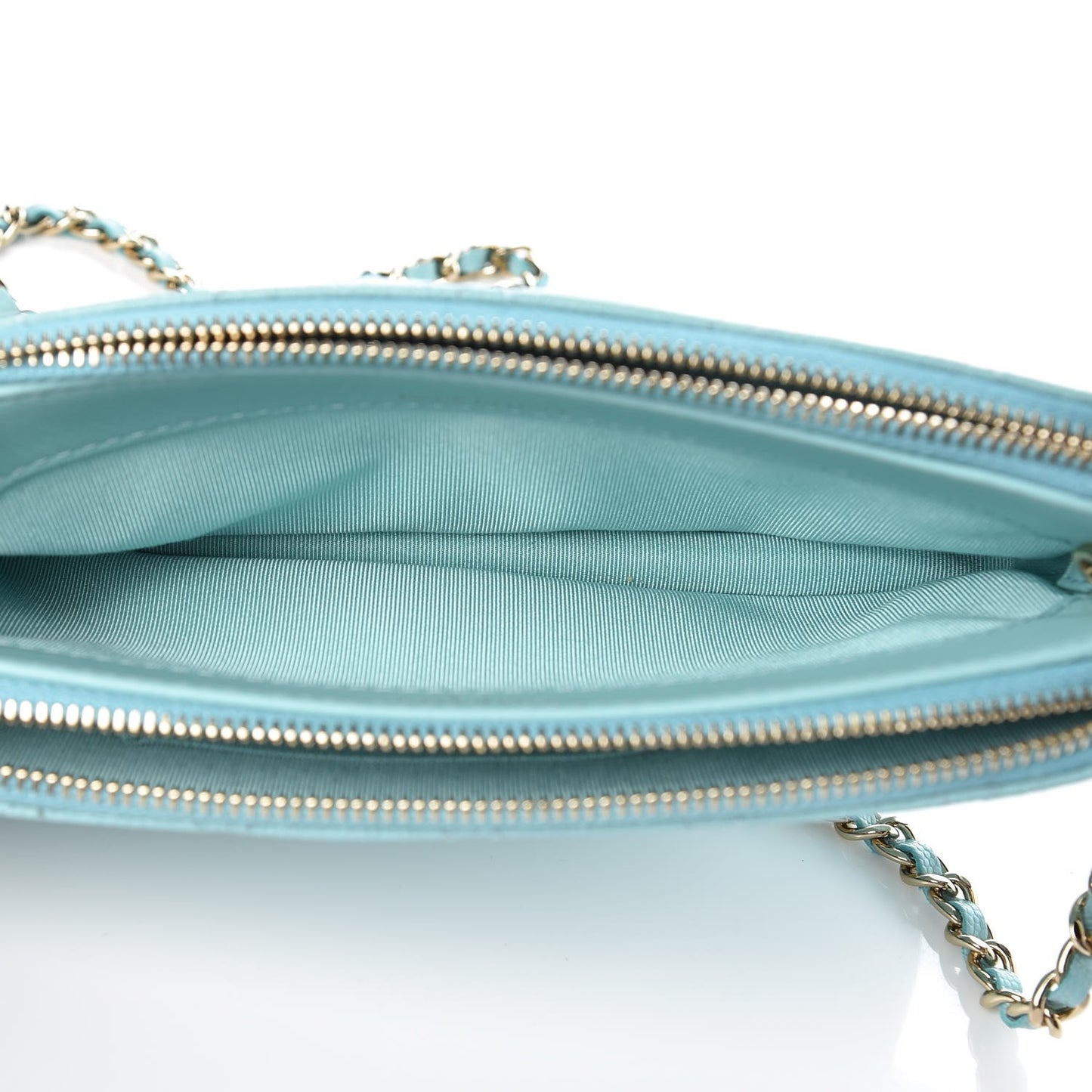 Caviar Quilted Small Clutch With Chain Light Blue