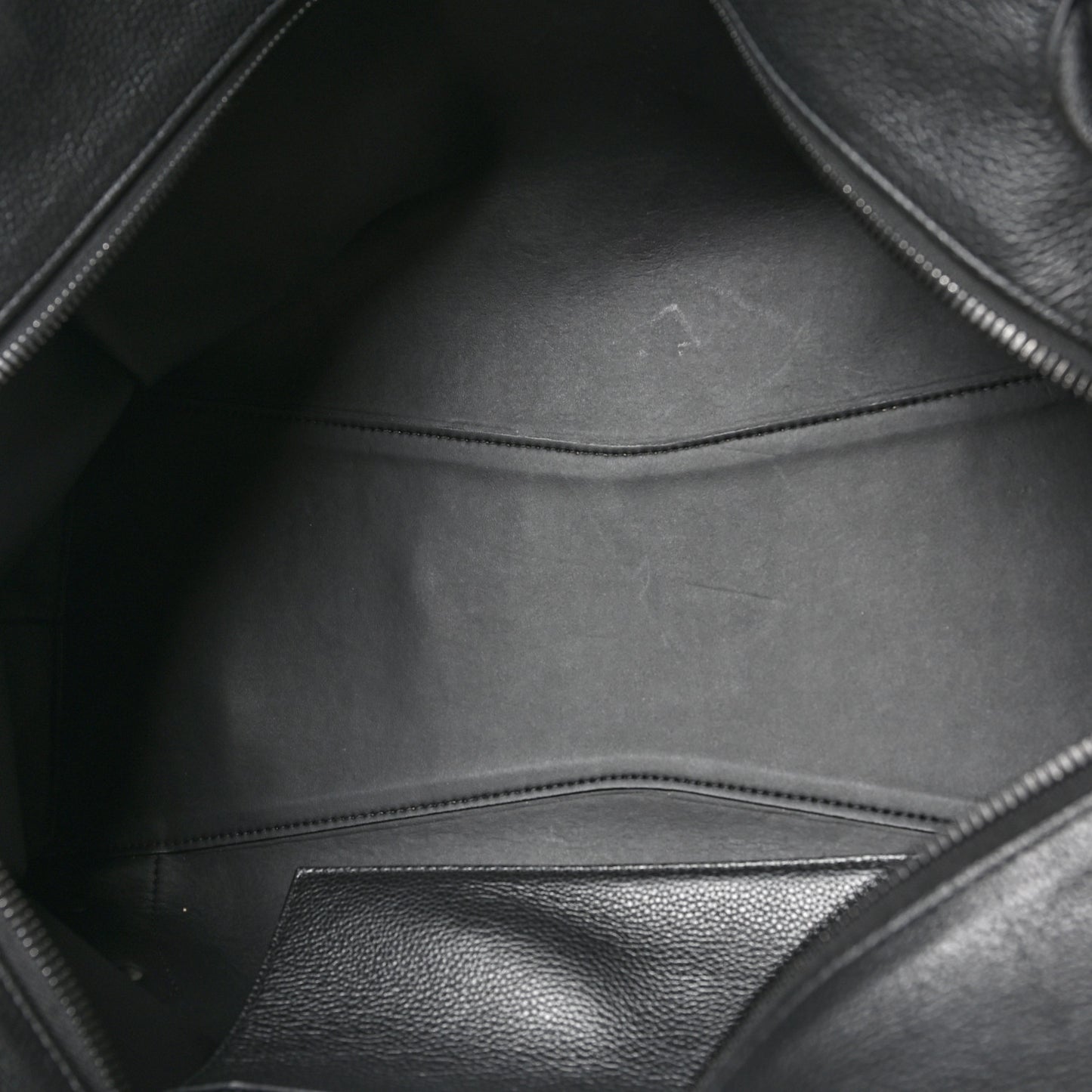Grained Calfskin Neo Classic Black Hardware Medium City Black