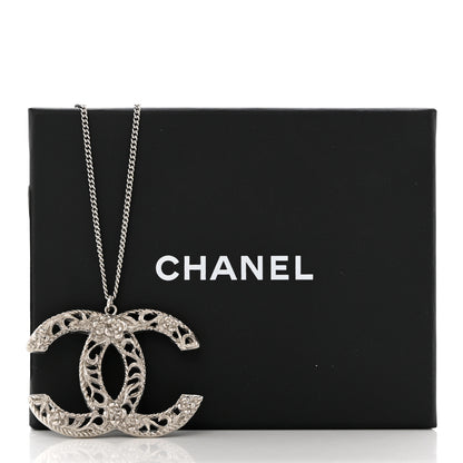 Chanel Large Baroque CC Necklace Silver 6 of 6