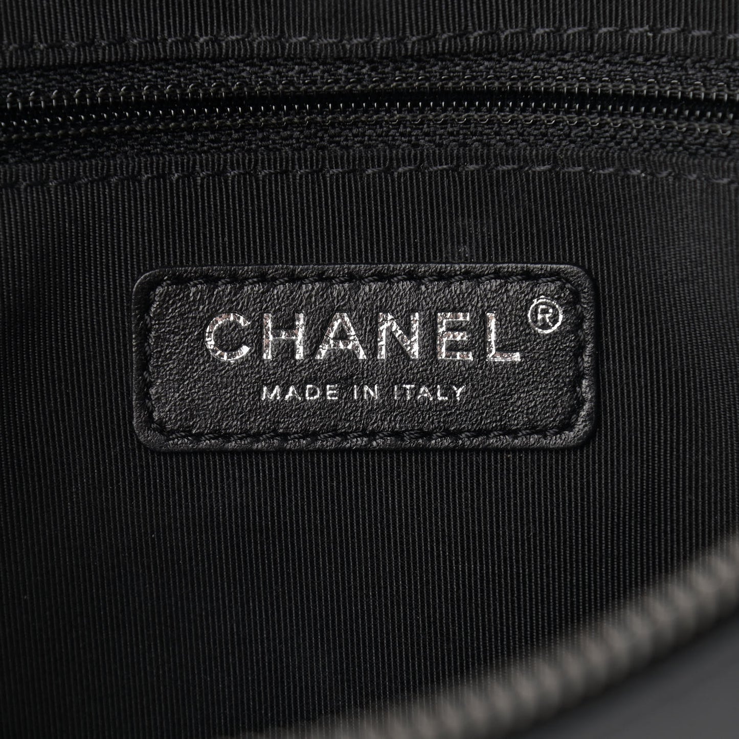 Calfskin Chain 20s Signe Waist Bag Black