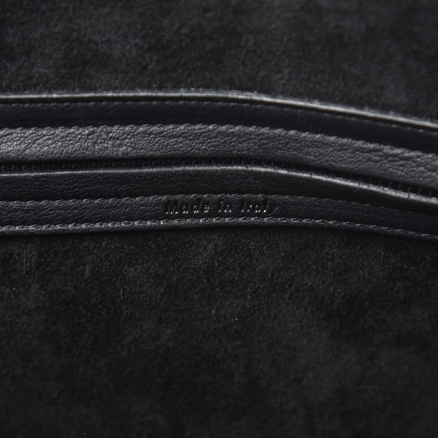 Grained Calfskin Medium Phantom Luggage Black