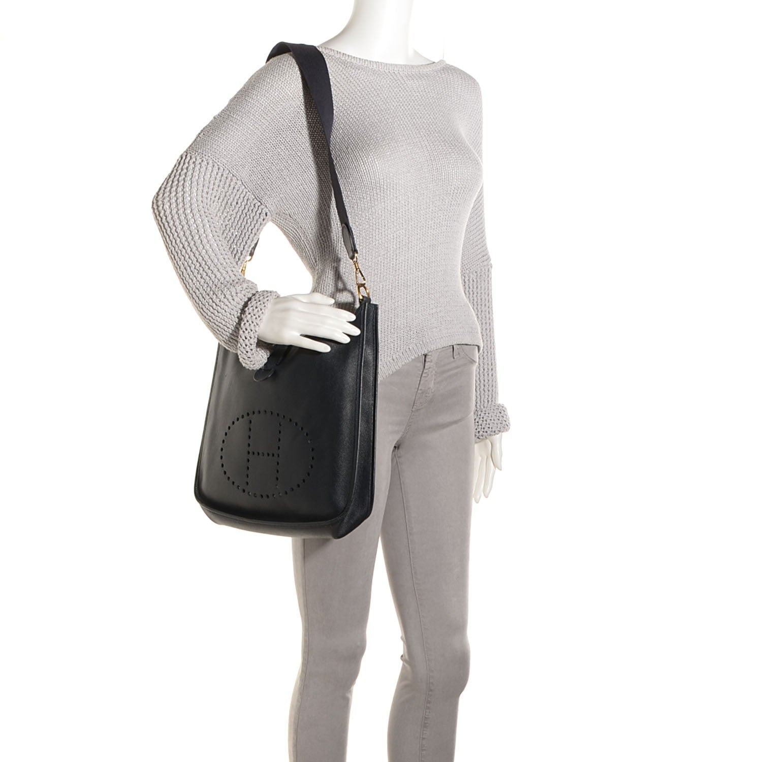 Hermes Courchevel Evelyne GM Bleu Marine 2 of 14