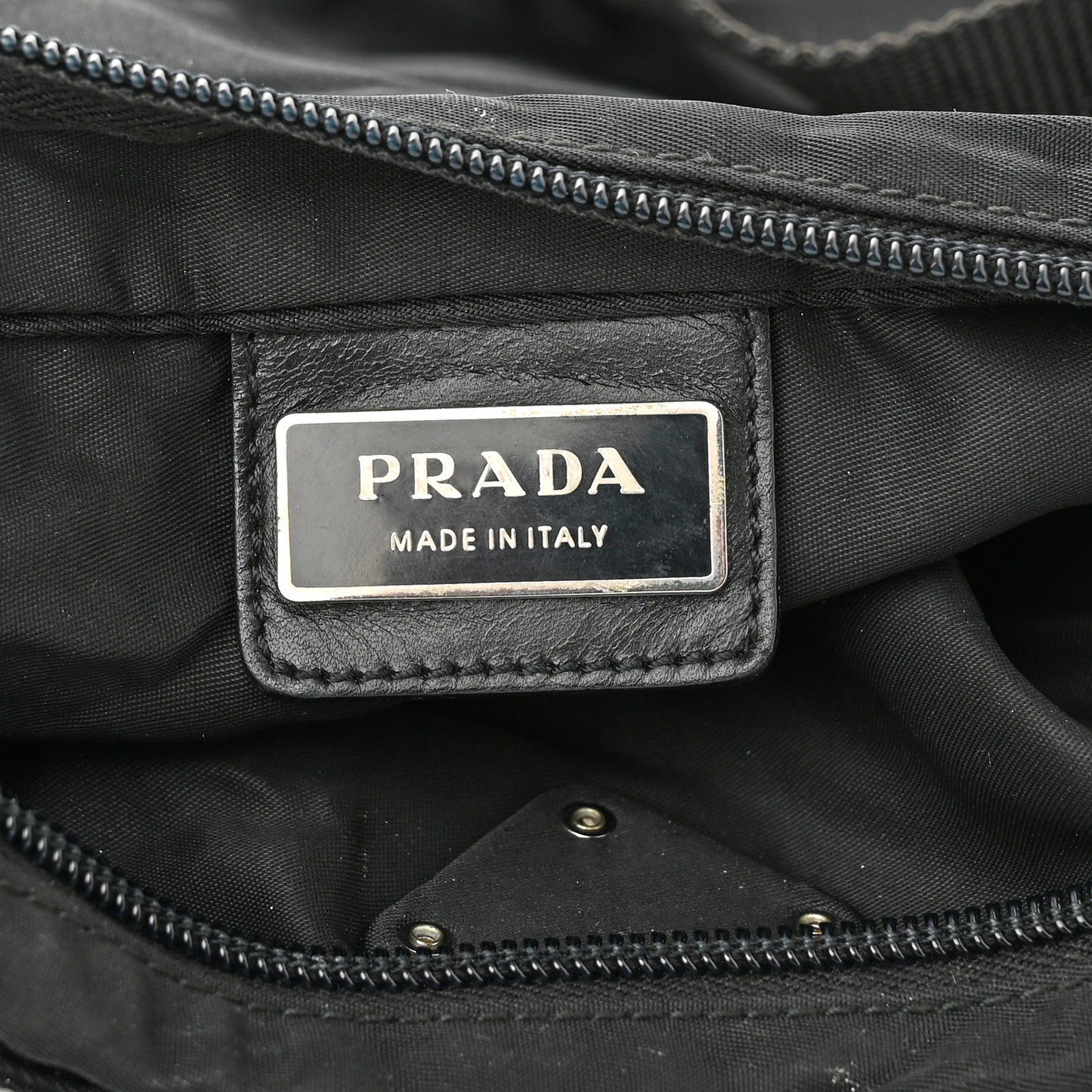 Nylon Vela Sport Messenger Bag Black