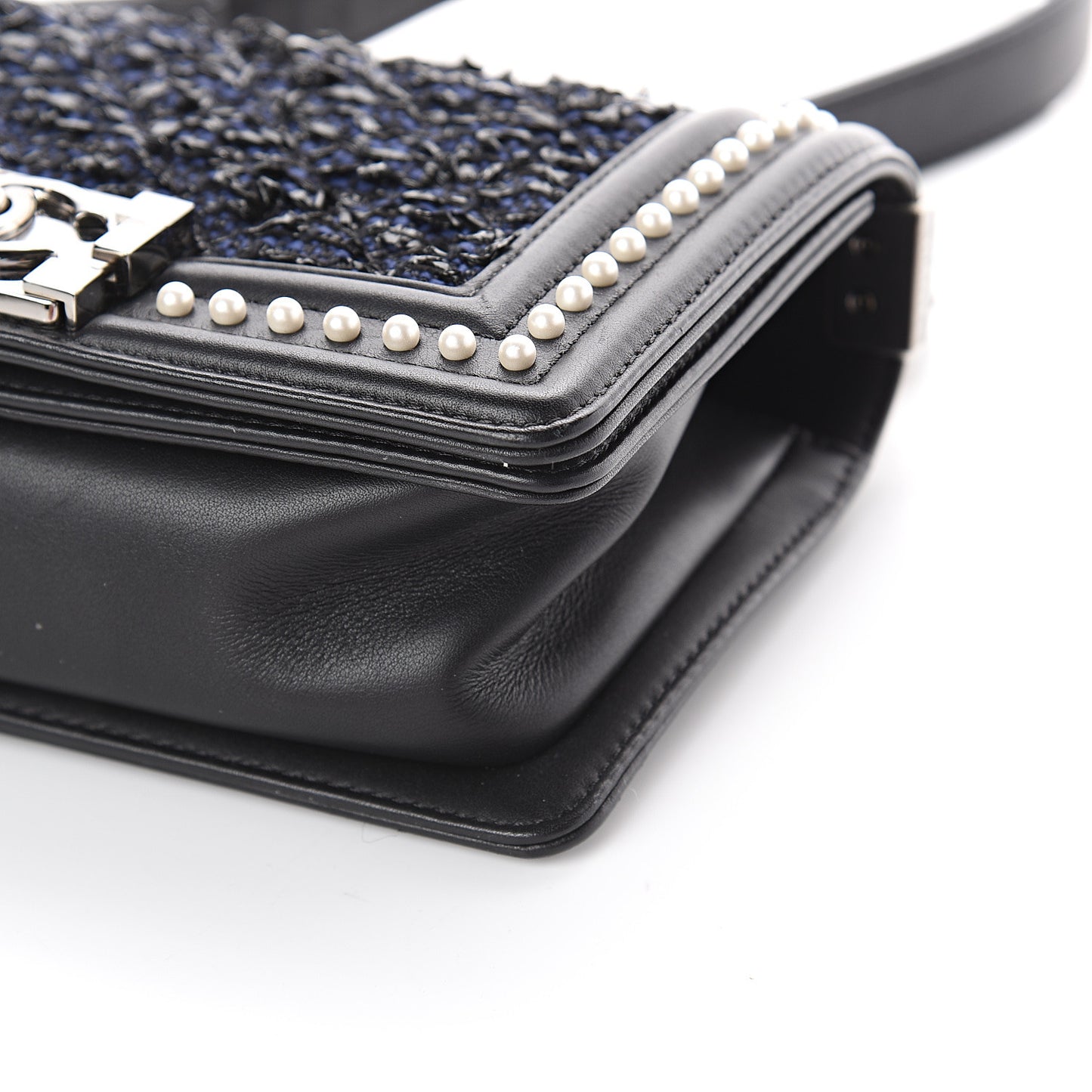 Calfskin Pearl Tweed Small Boy Flap Black