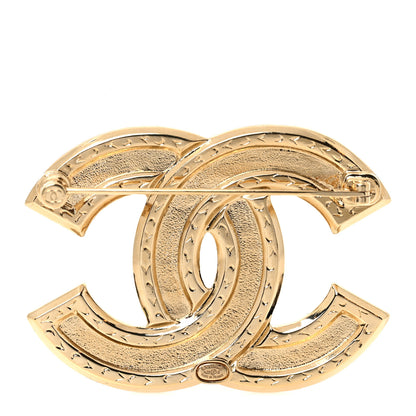 Chanel Crystal Quilted CC Brooch Gold 3 of 4