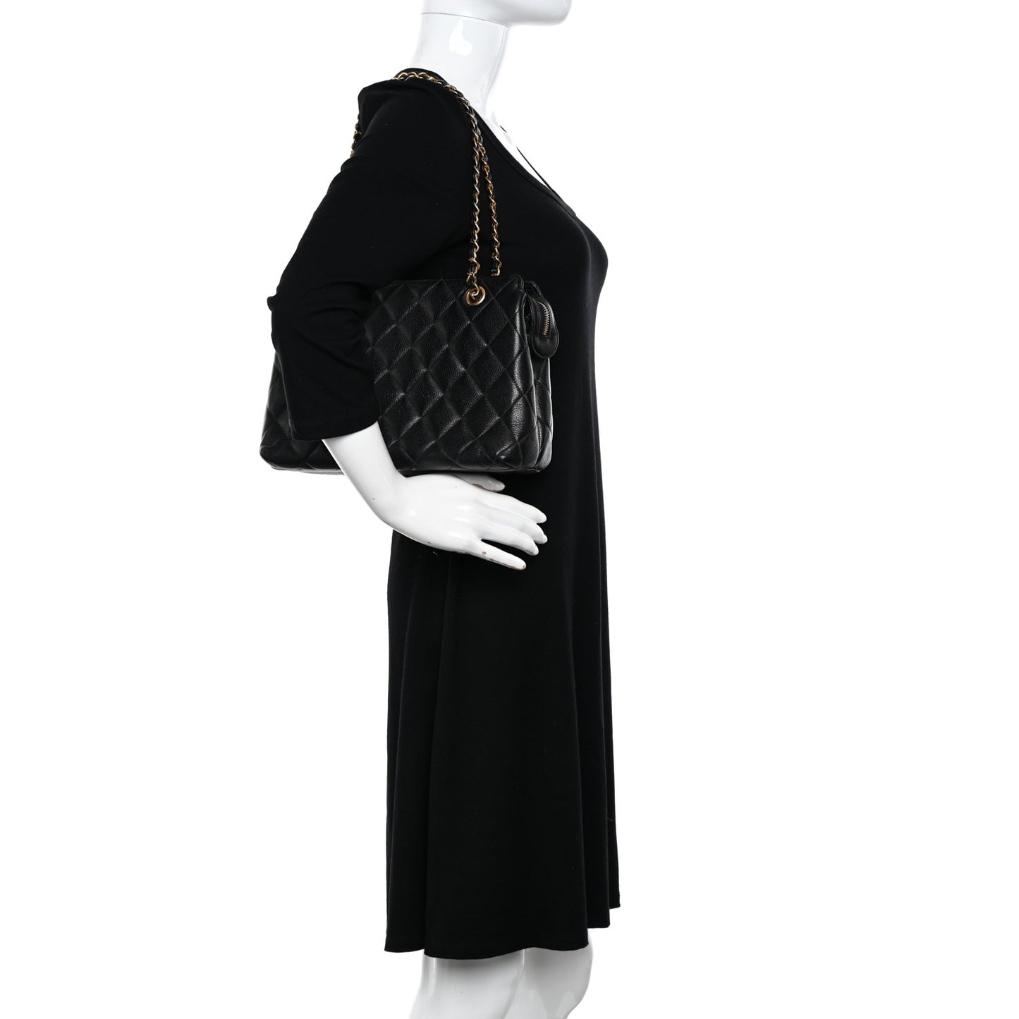 Caviar Quilted Shoulder Bag Black