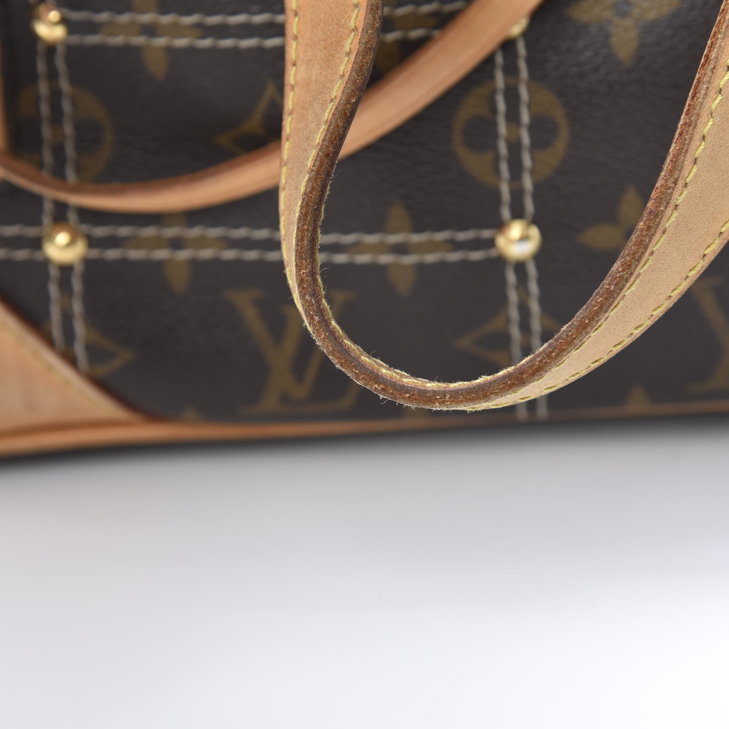 Louis Vuitton Monogram Riveting 23 of 23