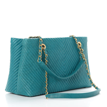 Chanel Wrinkled Lambskin Chevron Quilted Surpique Tote Green 3 of 12