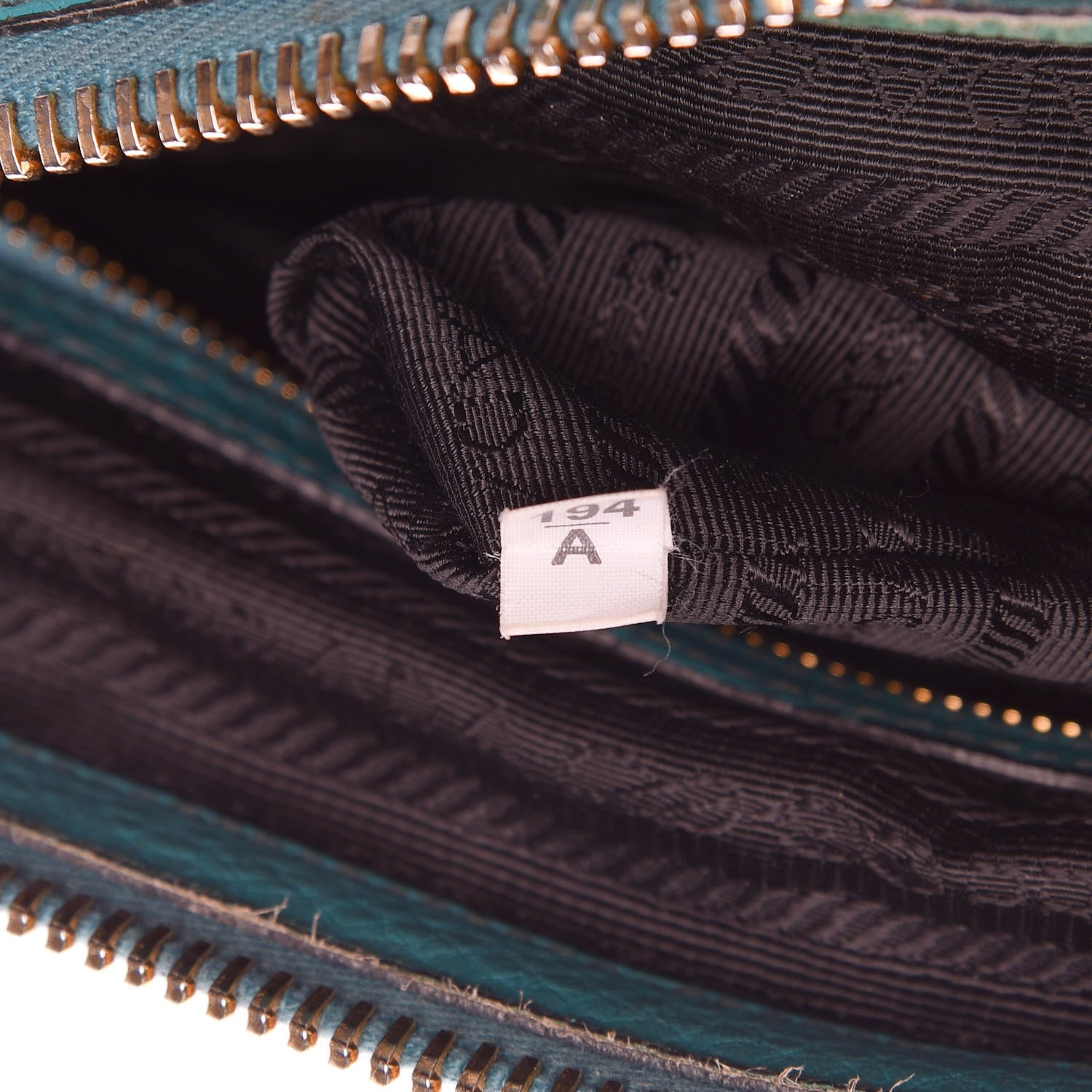 Prada Vitello Daino Shopping Satchel Voyage Turchese 8 of 22