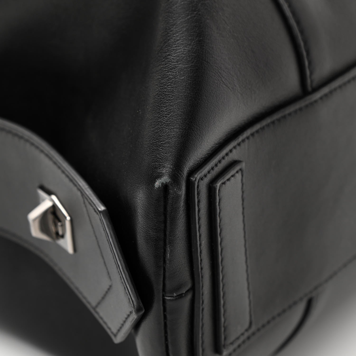 Givenchy Smooth Calfskin Medium Soft Antigona Black 11 of 12