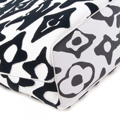Louis Vuitton X UF Tufted Monogram Tufted Cabas White Black 6 of 8