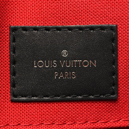 Louis Vuitton Reverse Monogram Giant Onthego MM 6 of 9