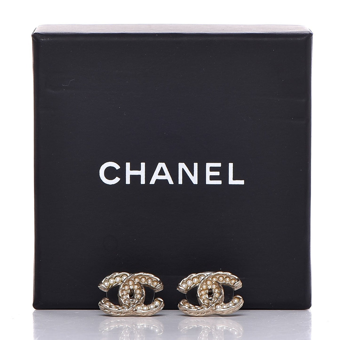 Pearl CC Earrings Gold