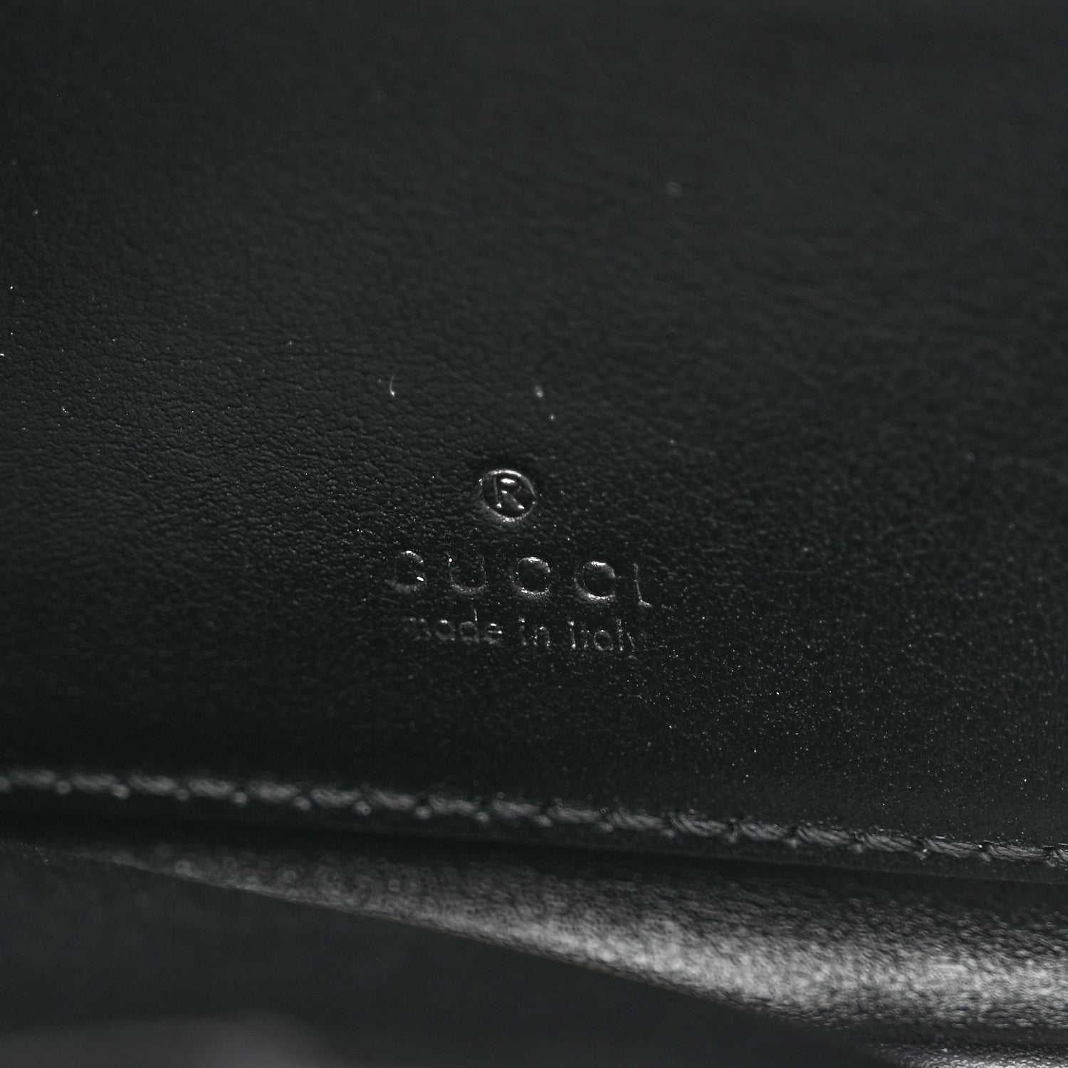 Gucci Calfskin GG Tennis Embossed Zip Around Card Case Wallet Black 6 of 9