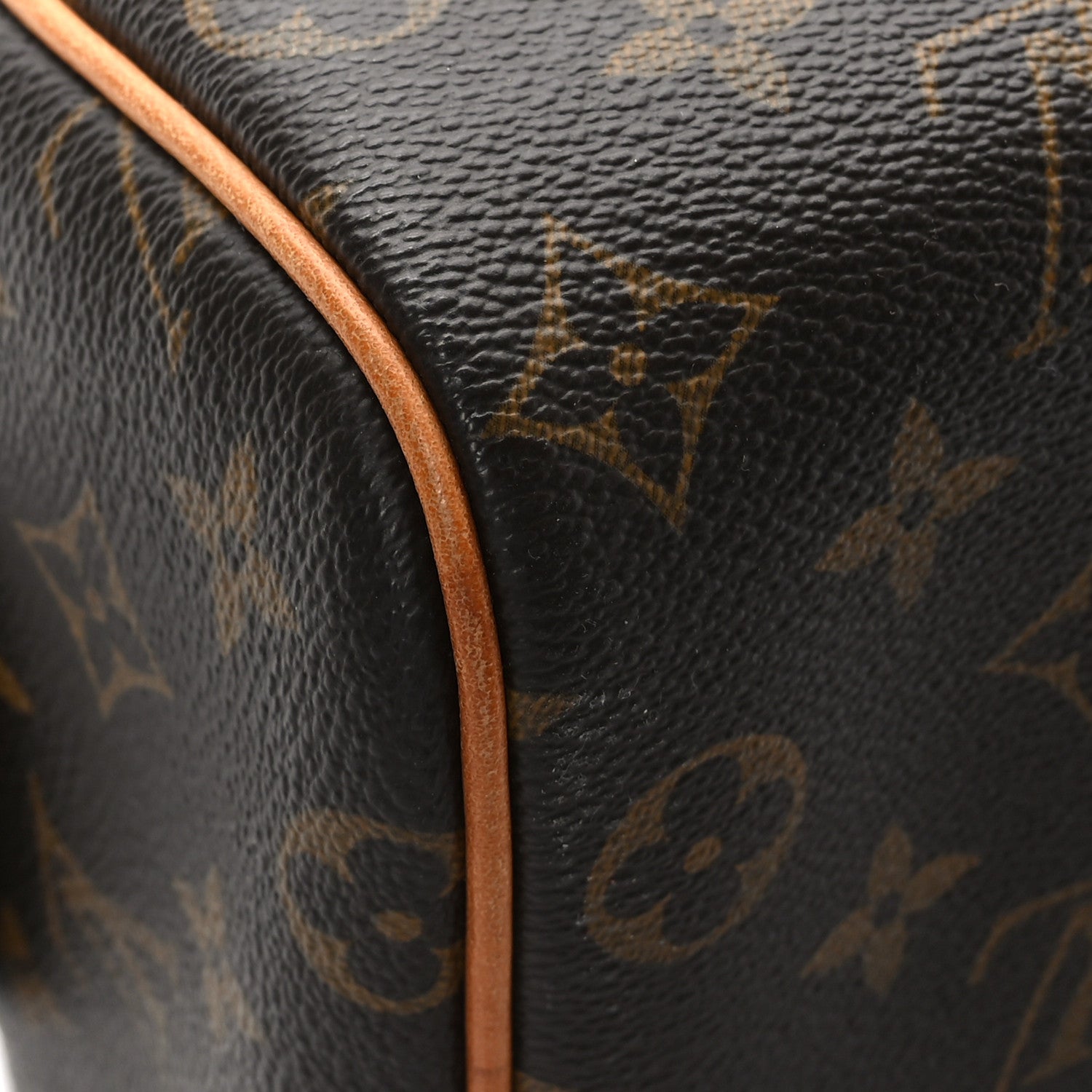 Louis Vuitton Monogram King Size Toiletry Bag 9 of 10